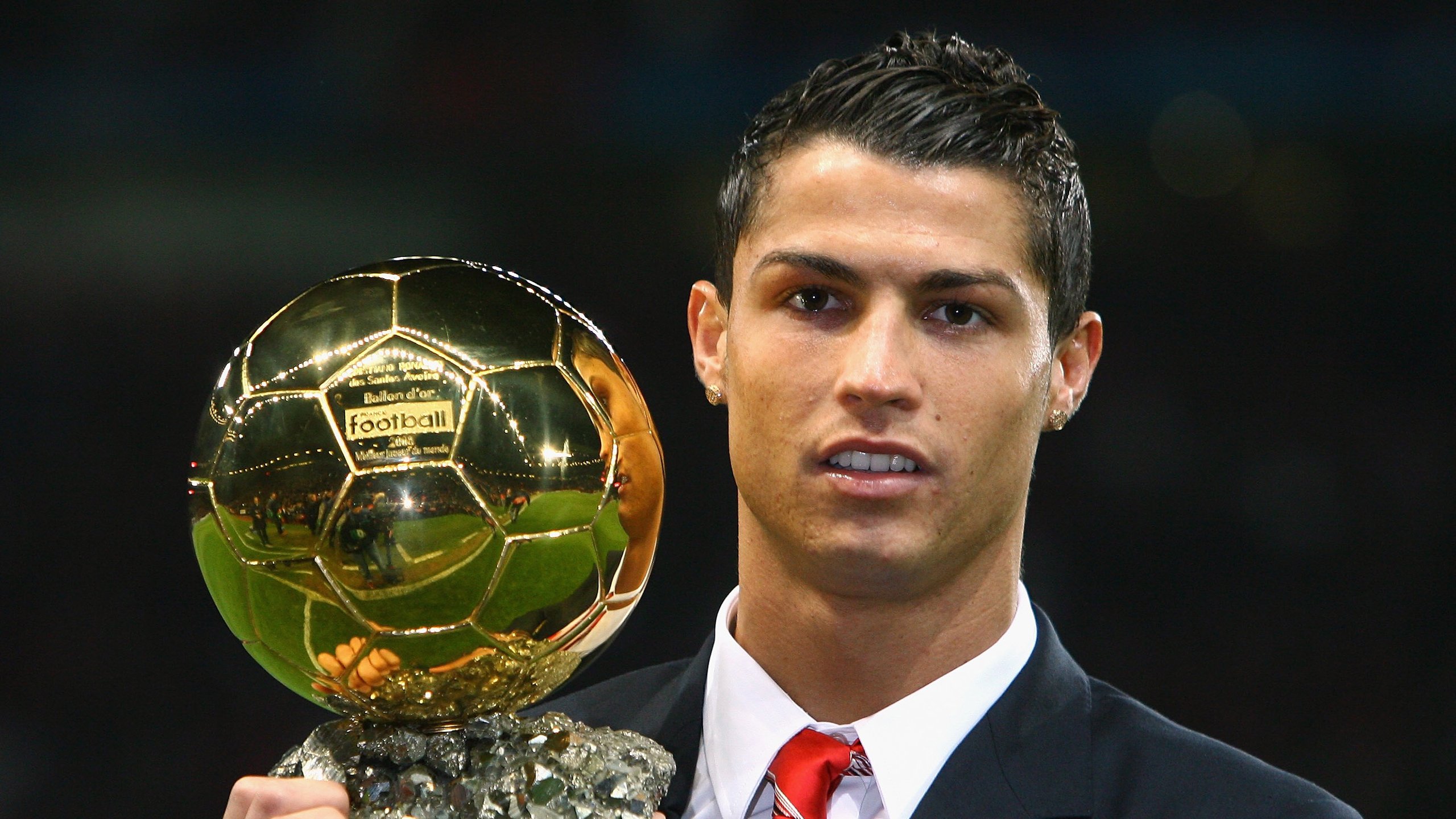 意甲引援潮涌动:多名年轻潜力股加盟,意甲成员